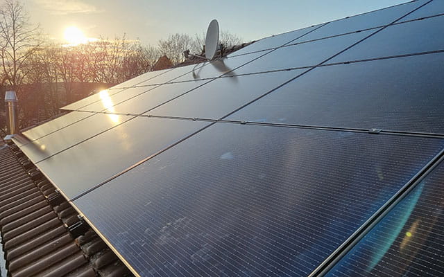 Photovoltaik-Anlage auf Dach