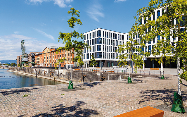 Mainzer Zollhafen-Quartier am Rhein Mainzer Zollhafen-Quartier am Rhein